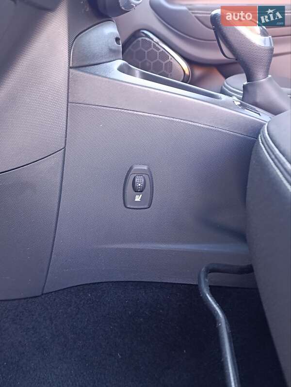 Хэтчбек Renault Zoe 2018 в Дубно