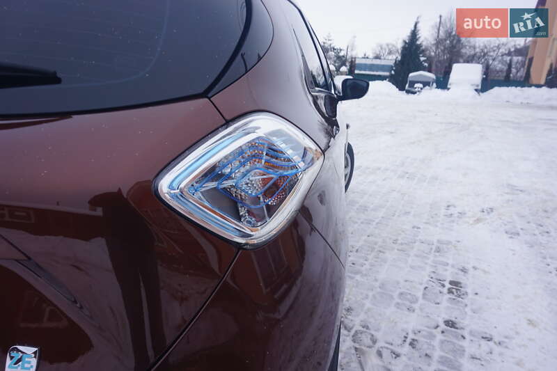 Хэтчбек Renault Zoe 2015 в Самборе