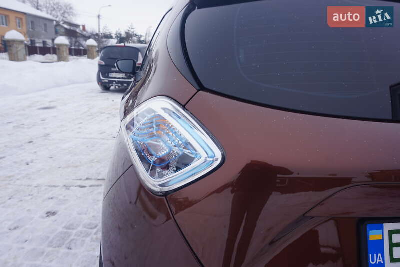 Хэтчбек Renault Zoe 2015 в Самборе