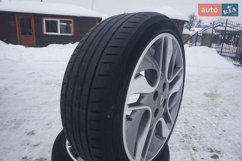 Хэтчбек Renault Zoe 2015 в Самборе