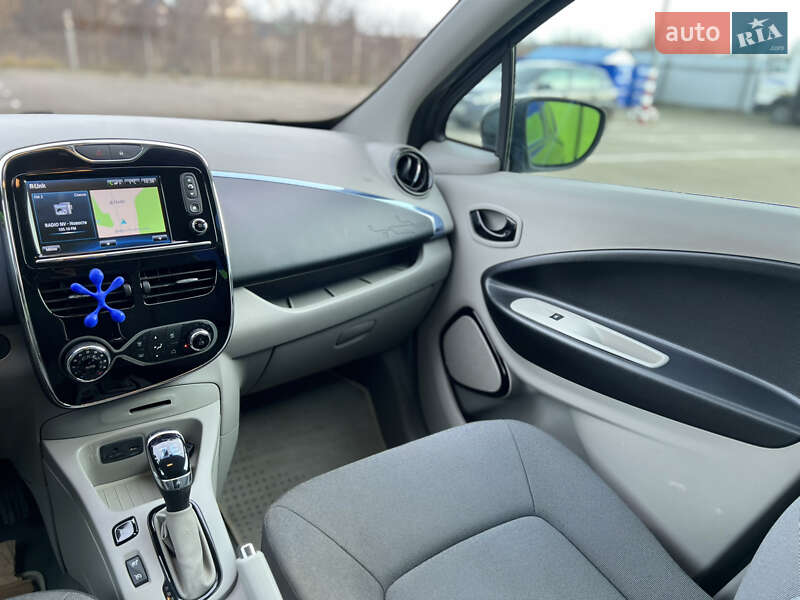 Хэтчбек Renault Zoe 2013 в Дубно