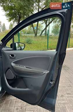 Хэтчбек Renault Zoe 2017 в Киеве