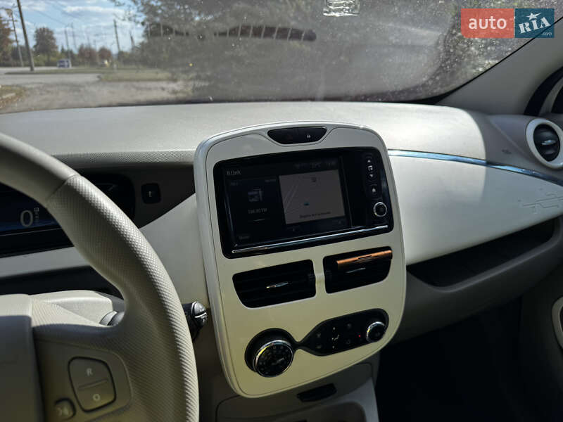 Хэтчбек Renault Zoe 2013 в Кривом Роге