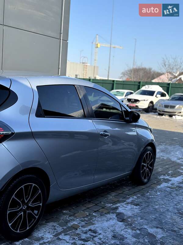 Хэтчбек Renault Zoe 2020 в Самборе