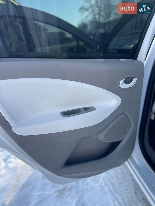 Хэтчбек Renault Zoe 2014 в Ровно фото 17 Хэтчбек Renault Zoe 2014 в Ровно