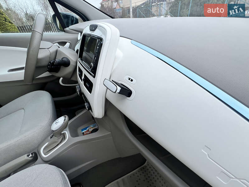Хэтчбек Renault Zoe 2013 в Одессе фото 22 Хэтчбек Renault Zoe 2013 в Одессе