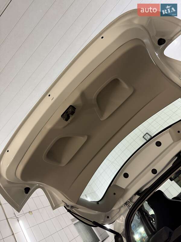 Хэтчбек Renault Zoe 2023 в Ровно фото 38 Хэтчбек Renault Zoe 2023 в Ровно