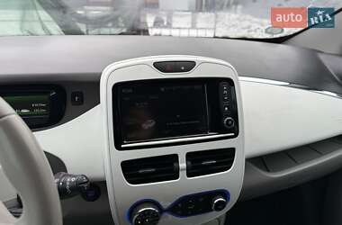 Хэтчбек Renault Zoe 2015 в Снятине