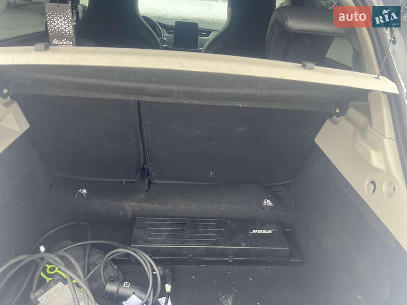 Хетчбек Renault Zoe 2019 в Хмельницькому