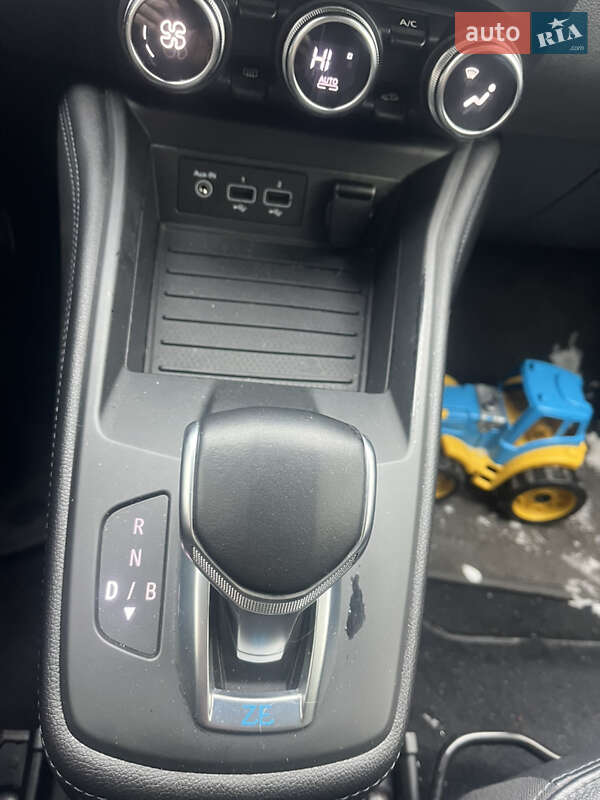 Хетчбек Renault Zoe 2019 в Хмельницькому