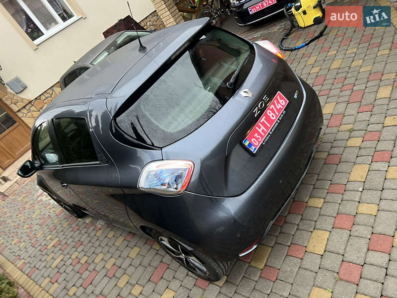 Хэтчбек Renault Zoe 2017 в Львове