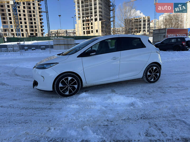 Хэтчбек Renault Zoe 2018 в Киеве