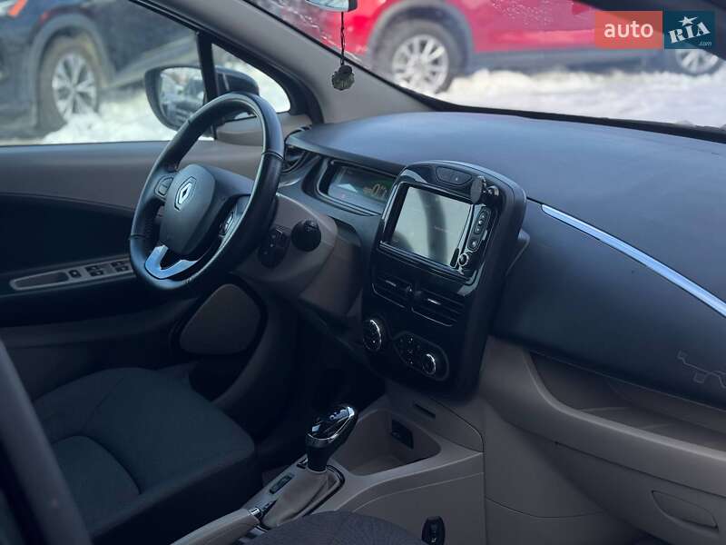 Хэтчбек Renault Zoe 2015 в Ровно