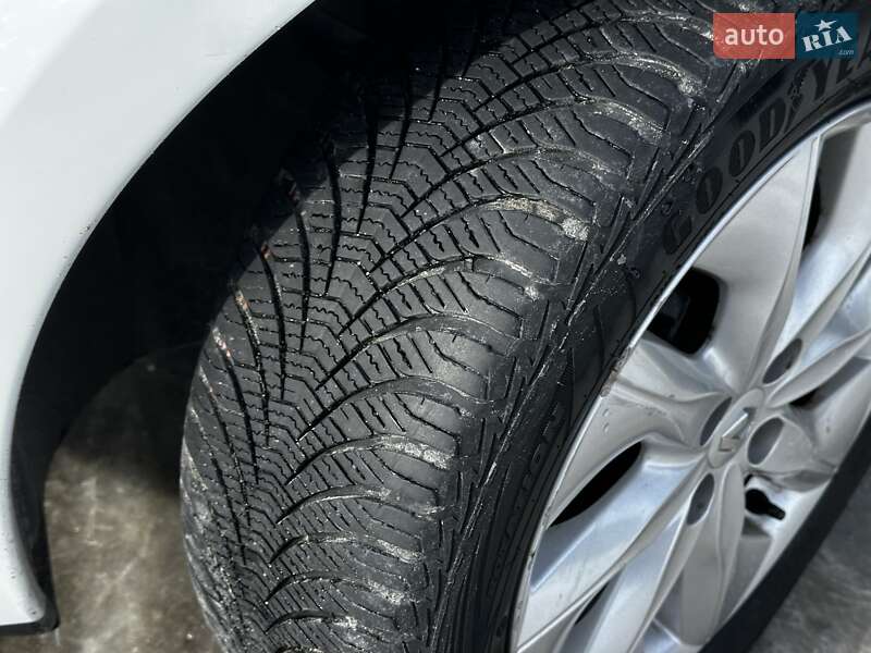 Хетчбек Renault Zoe 2014 в Львові фото 46 Хетчбек Renault Zoe 2014 в Львові