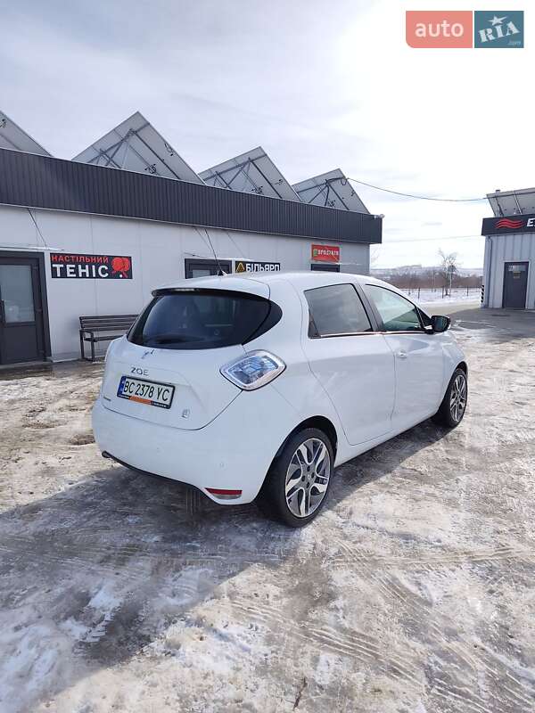 Хэтчбек Renault Zoe 2016 в Львове
