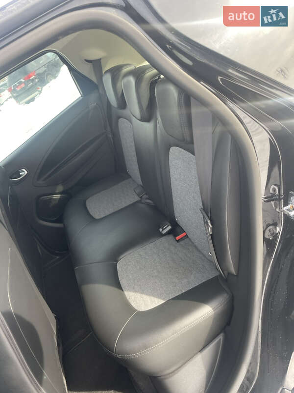 Хэтчбек Renault Zoe 2020 в Львове фото 18 Хэтчбек Renault Zoe 2020 в Львове