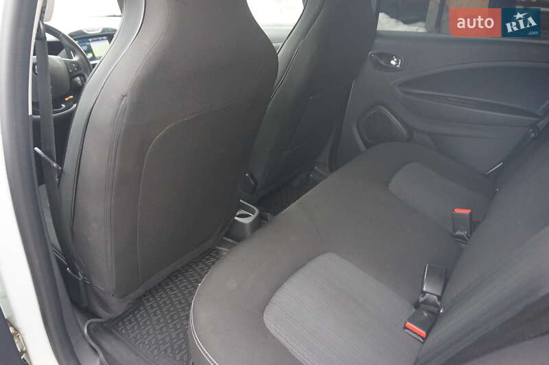 Хетчбек Renault Zoe 2017 в Самборі фото 46 Хетчбек Renault Zoe 2017 в Самборі