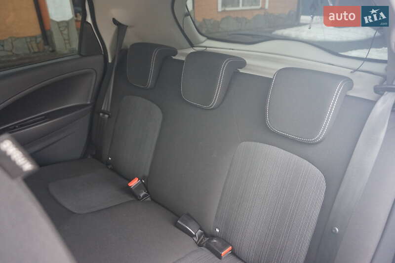 Хетчбек Renault Zoe 2017 в Самборі фото 47 Хетчбек Renault Zoe 2017 в Самборі