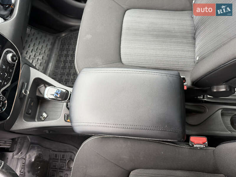 Хэтчбек Renault Zoe 2018 в Одессе фото 13 Хэтчбек Renault Zoe 2018 в Одессе