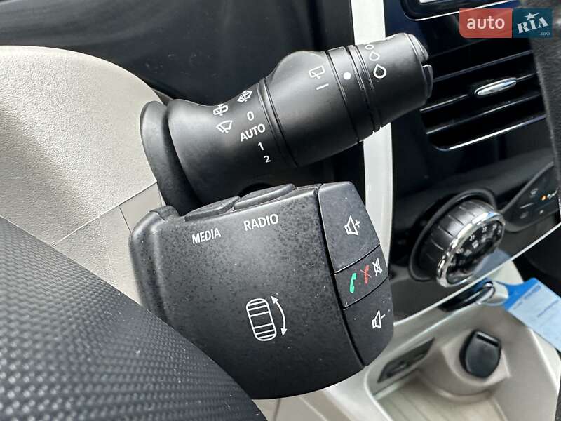 Хэтчбек Renault Zoe 2014 в Ровно фото 65 Хэтчбек Renault Zoe 2014 в Ровно
