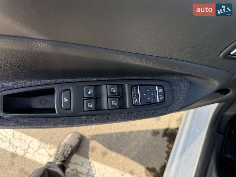 Хетчбек Renault Zoe 2021 в Києві