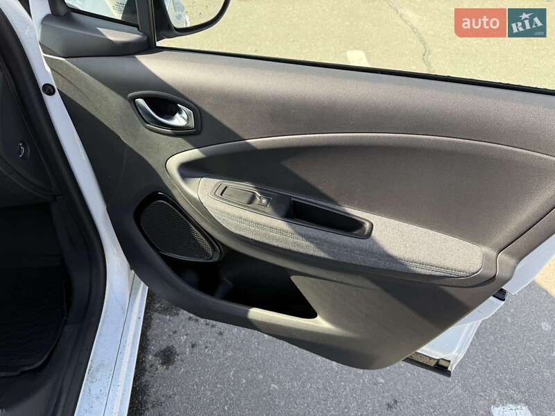 Хетчбек Renault Zoe 2021 в Києві