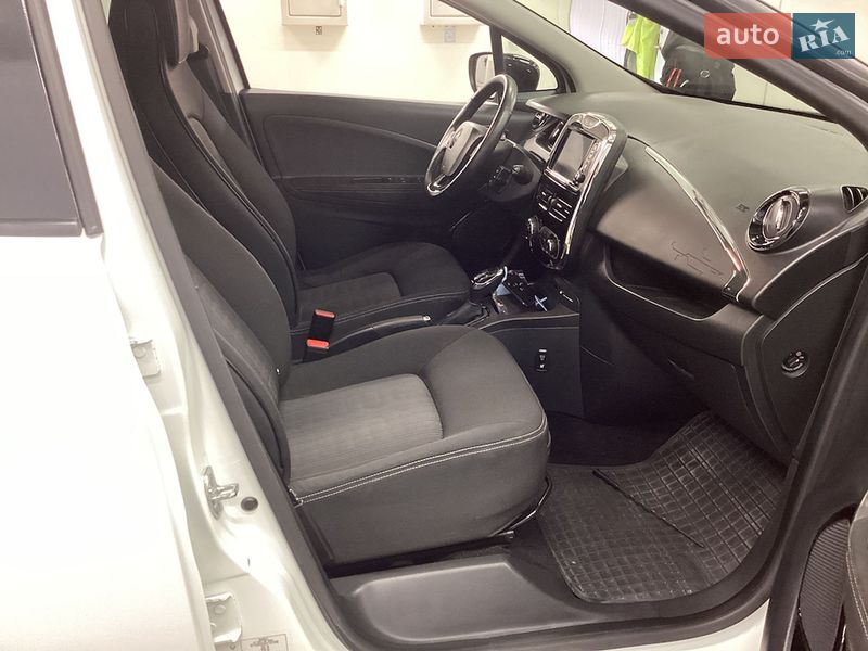 Хэтчбек Renault Zoe 2018 в Луцке
