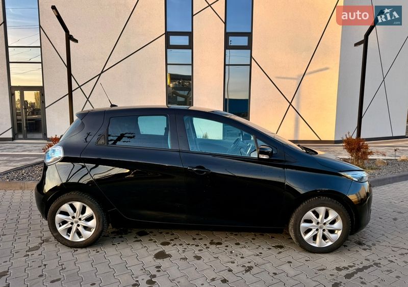 Хэтчбек Renault Zoe 2015 в Луцке