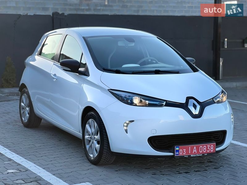 Хэтчбек Renault Zoe 2018 в Дубно