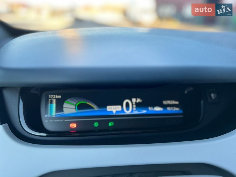 Хэтчбек Renault Zoe 2018 в Дубно