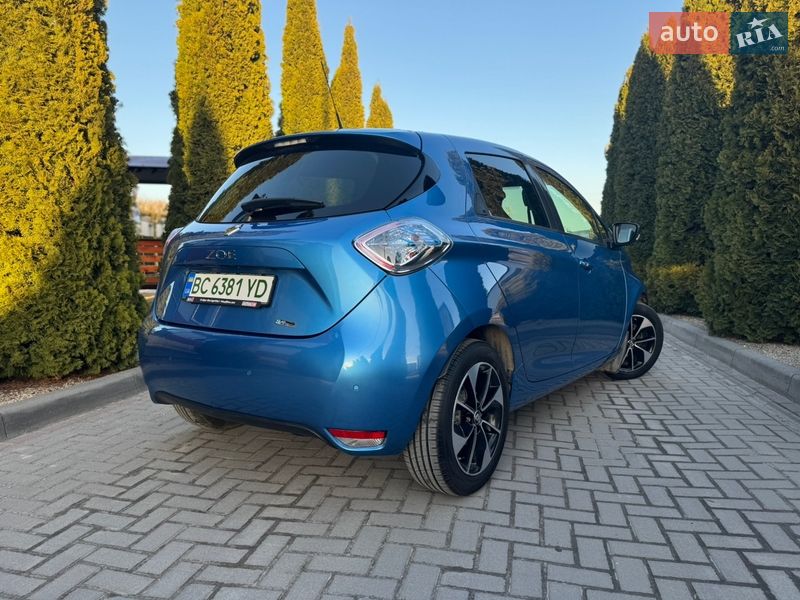 Хэтчбек Renault Zoe 2017 в Городке