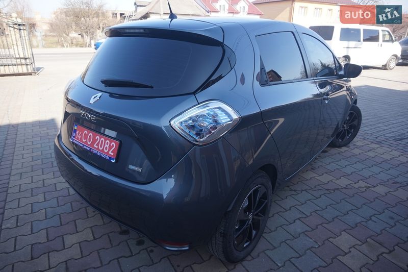 Хэтчбек Renault Zoe 2018 в Самборе