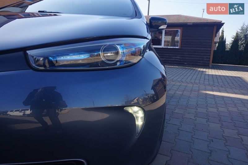 Хэтчбек Renault Zoe 2018 в Самборе