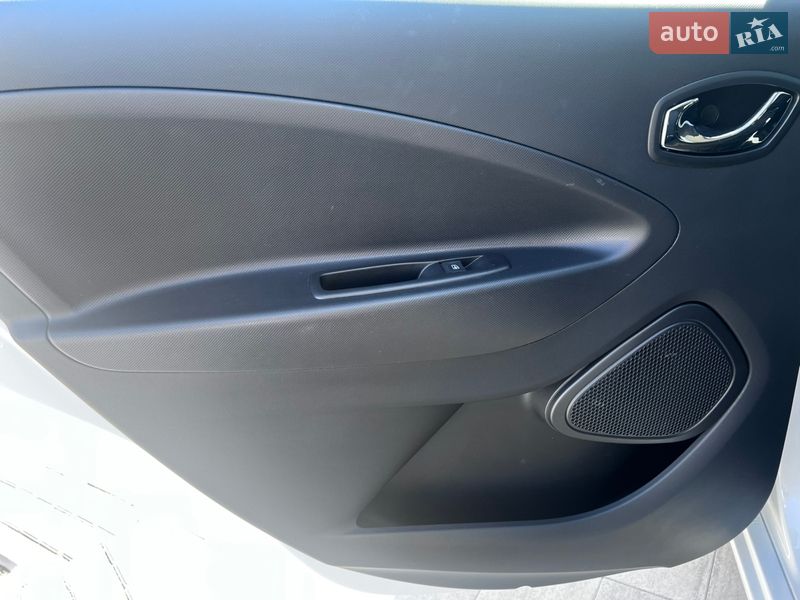Хэтчбек Renault Zoe 2017 в Кропивницком