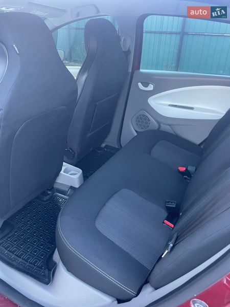 Хетчбек Renault Zoe 2018 в Дубні фото 17 Хетчбек Renault Zoe 2018 в Дубні