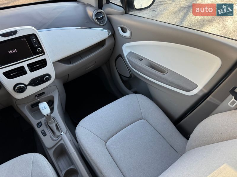 Хэтчбек Renault Zoe 2017 в Киеве