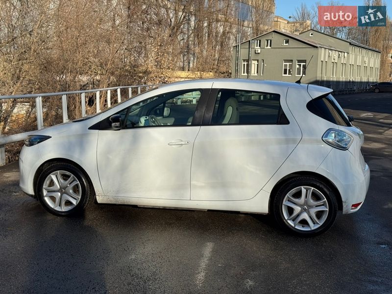 Хетчбек Renault Zoe 2017 в Києві