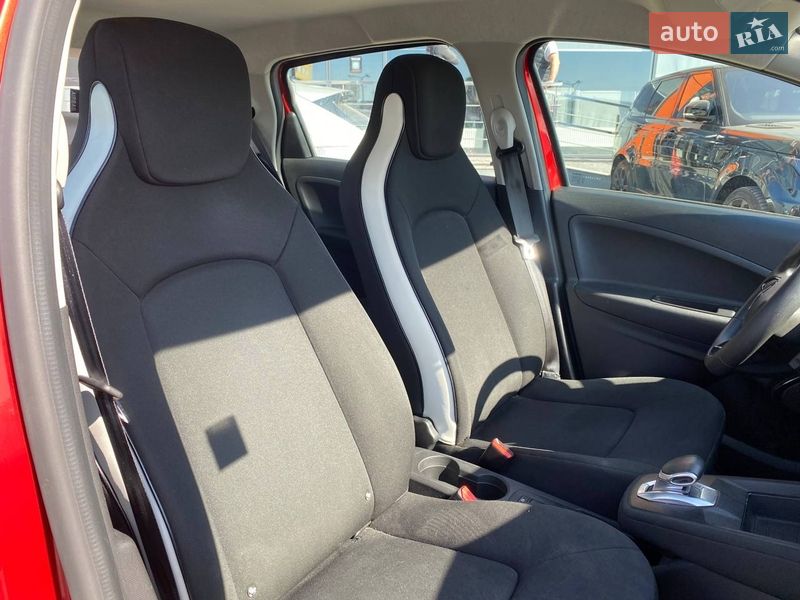 Хэтчбек Renault Zoe 2020 в Львове