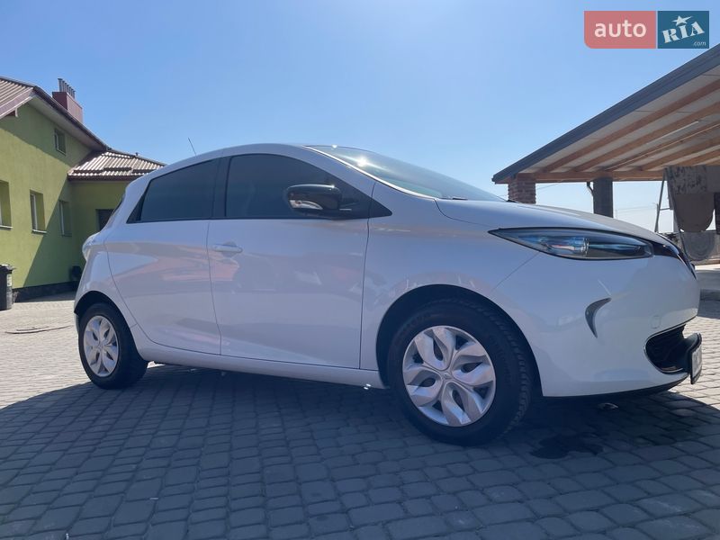Хэтчбек Renault Zoe 2016 в Львове