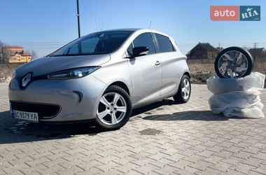 Хэтчбек Renault Zoe 2015 в Радехове