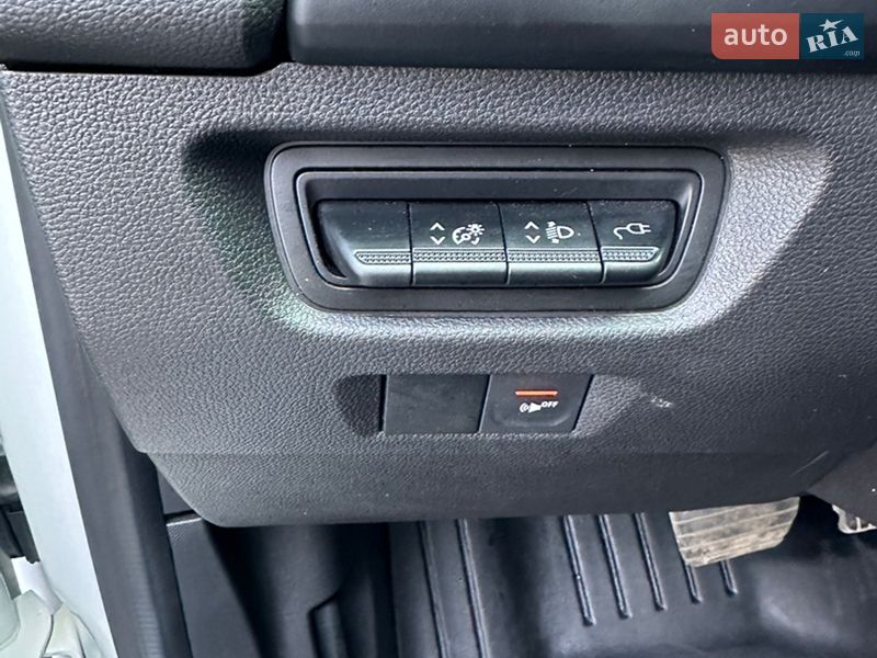 Хэтчбек Renault Zoe 2019 в Луцке фото 24 Хэтчбек Renault Zoe 2019 в Луцке