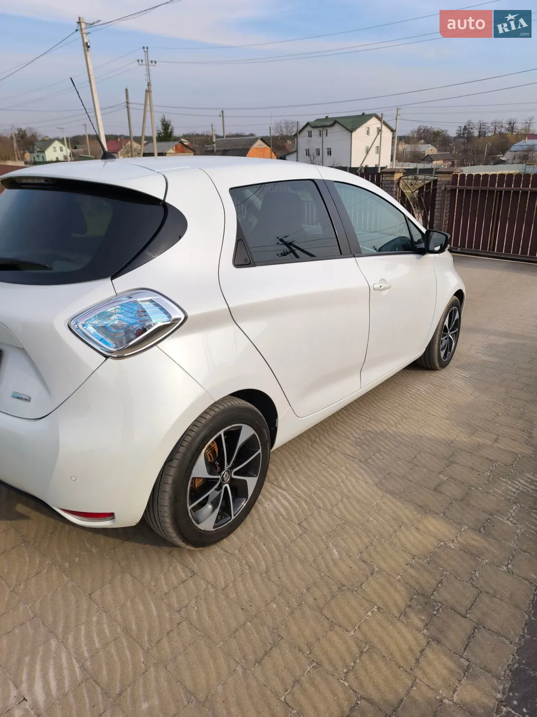 Renault Zoe 2017 VIN VF1AGVYF057355919 фото оголошення 4 з 5