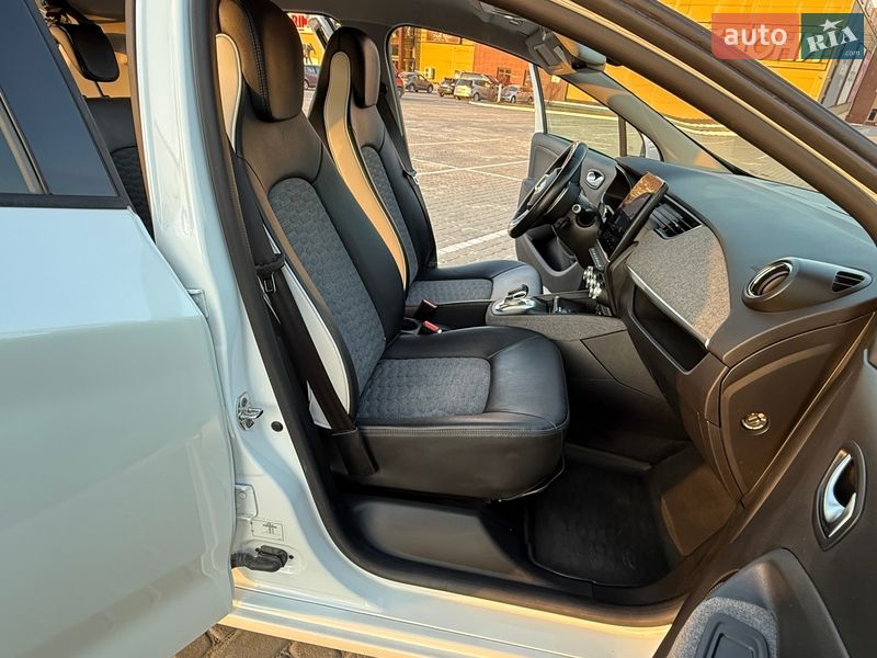 Хетчбек Renault Zoe 2021 в Львові фото 40 Хетчбек Renault Zoe 2021 в Львові