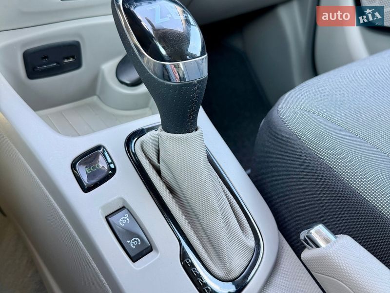 Хэтчбек Renault Zoe 2014 в Ровно