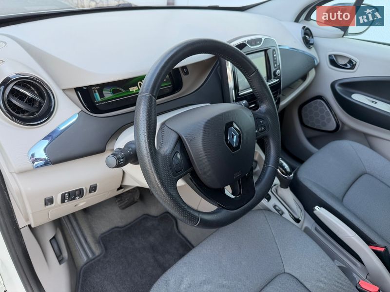 Хэтчбек Renault Zoe 2014 в Ровно