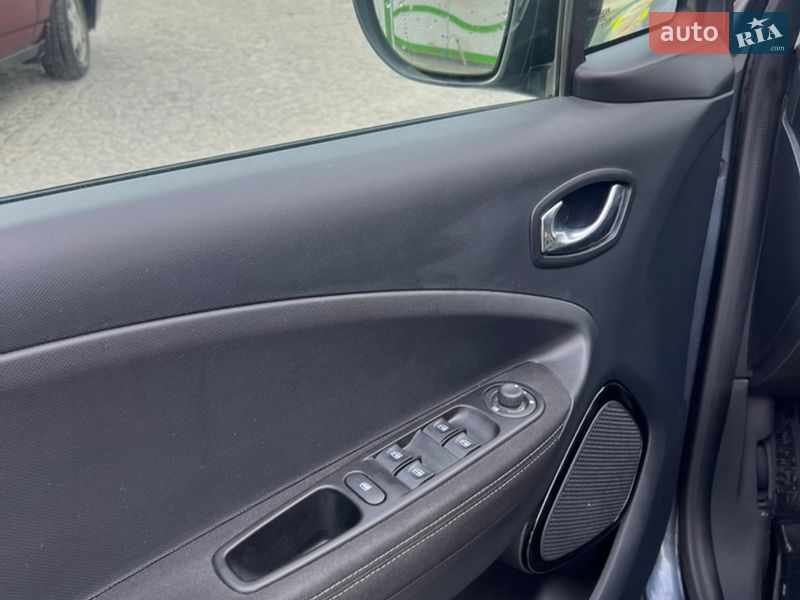 Хэтчбек Renault Zoe 2017 в Золочеве