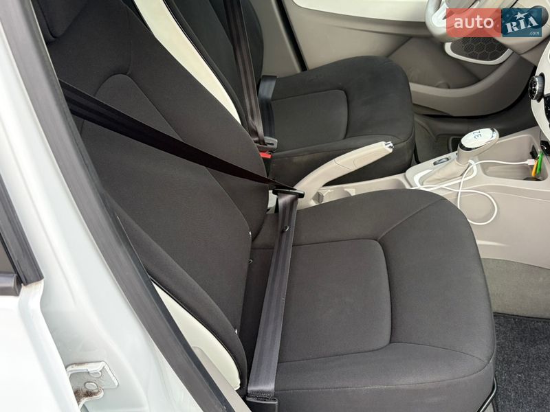 Хэтчбек Renault Zoe 2018 в Борщеве фото 11 Хэтчбек Renault Zoe 2018 в Борщеве