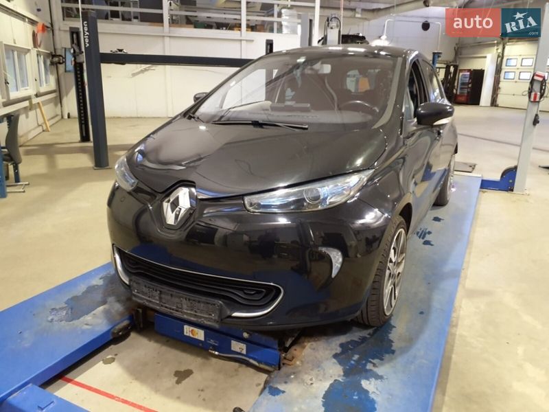 Хетчбек Renault Zoe 2015 в Луцьку