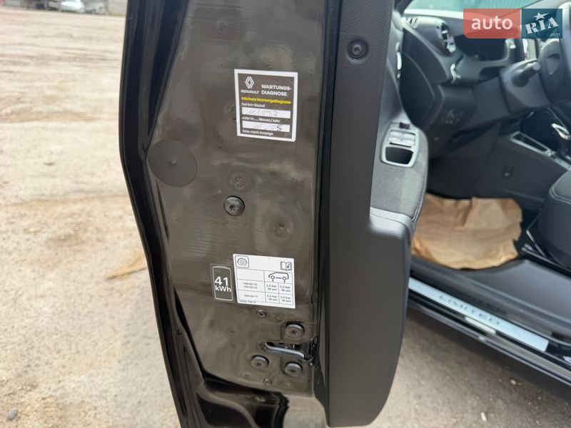 Хэтчбек Renault Zoe 2018 в Тернополе фото 23 Хэтчбек Renault Zoe 2018 в Тернополе