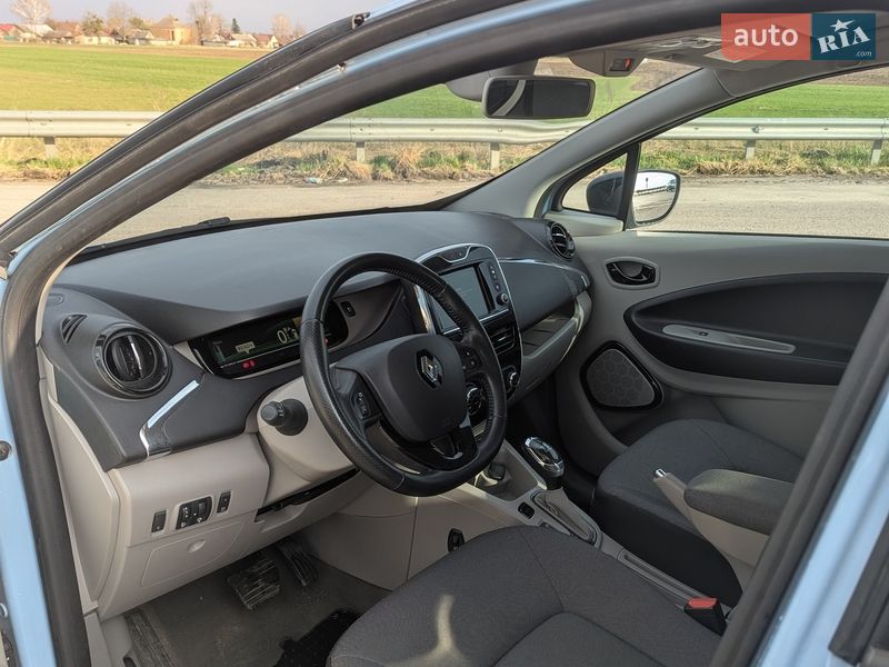 Хетчбек Renault Zoe 2015 в Радивиліві